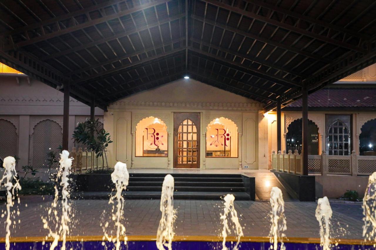 Regenta Central City Vilas Palace Ambala Bagian luar foto
