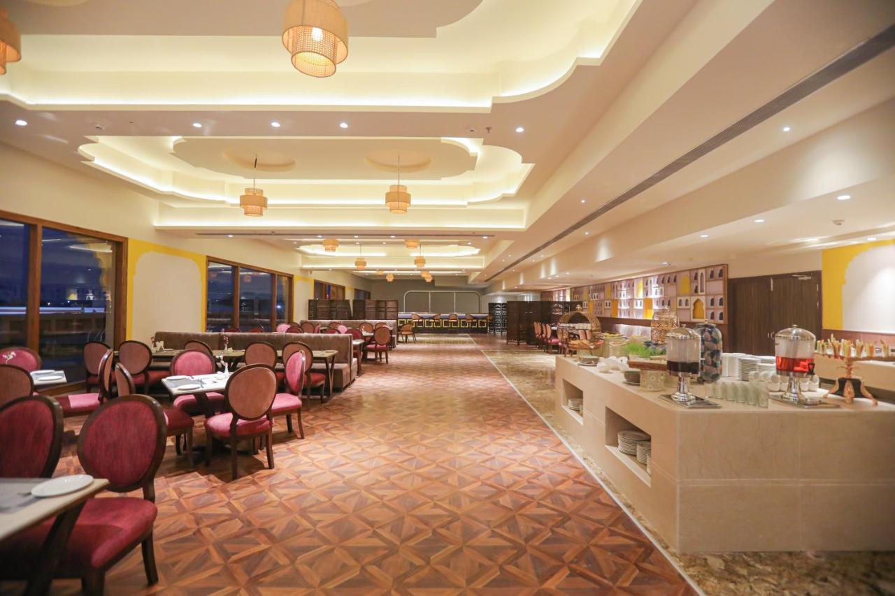 Regenta Central City Vilas Palace Ambala Bagian luar foto