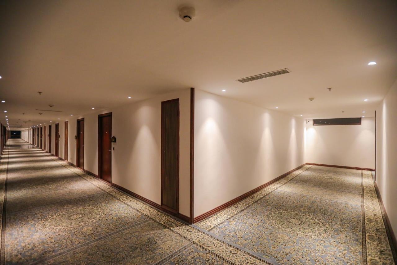 Regenta Central City Vilas Palace Ambala Bagian luar foto