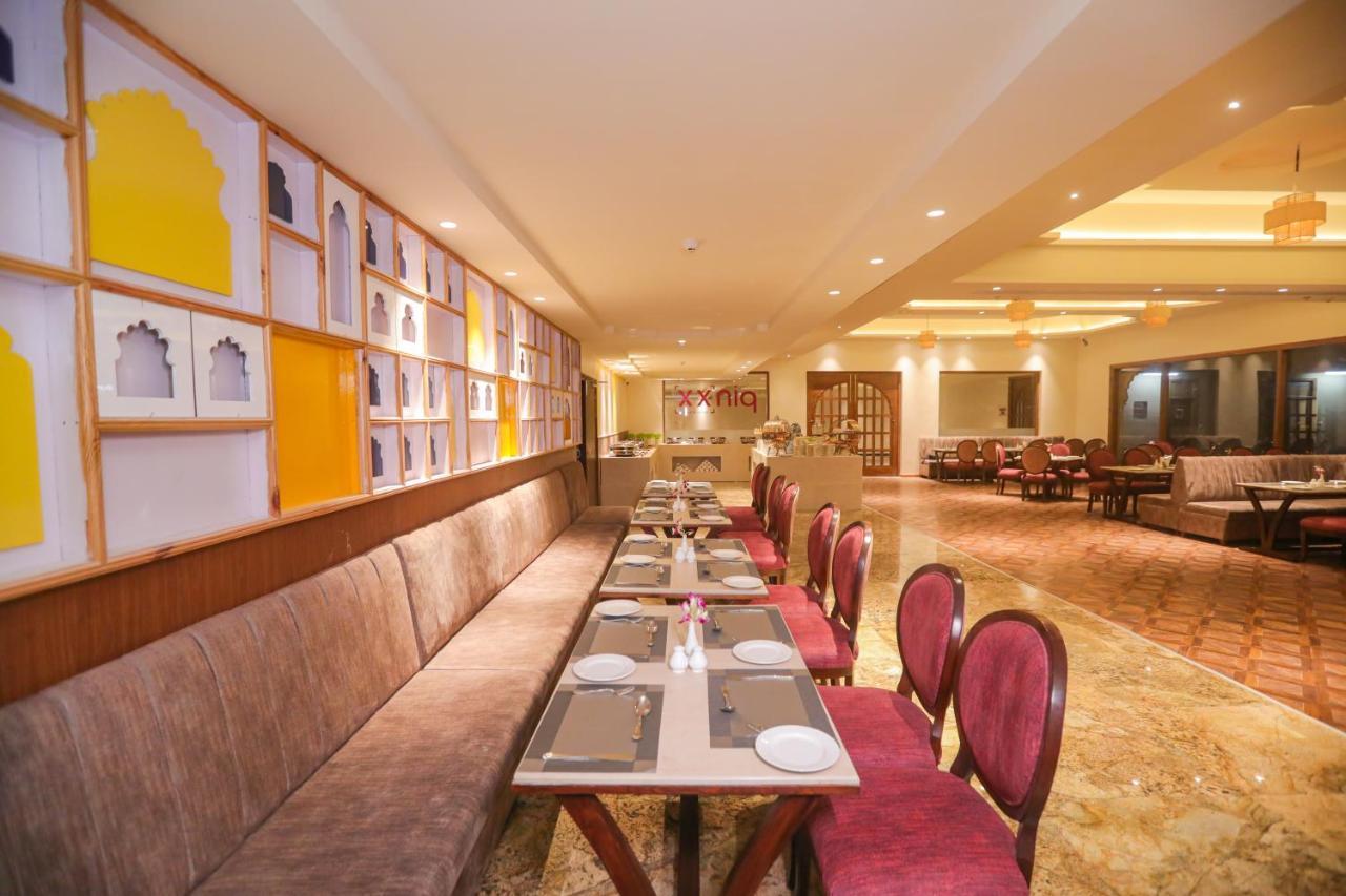 Regenta Central City Vilas Palace Ambala Bagian luar foto