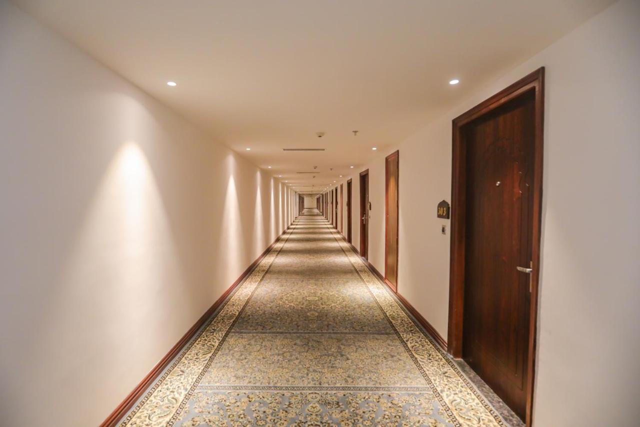 Regenta Central City Vilas Palace Ambala Bagian luar foto